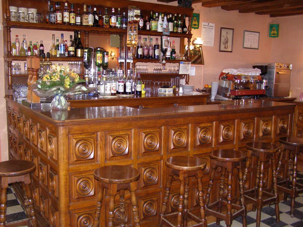Logis Auberge A La Tete De Lard La Ferté-Imbault Zewnętrze zdjęcie